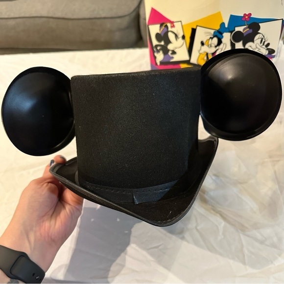 Vintage Walt Disney World Retired Bride And Groom Ears Top Hat &Box Mickey Mouse main image 5